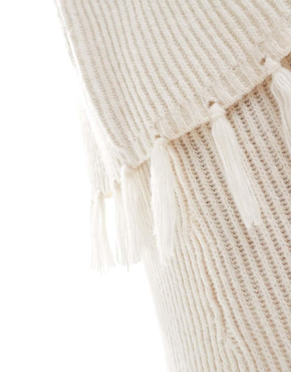 4th & Reckless Plus wool mix tassel edge wide sleeve sweater in cream - part of a set Product Image