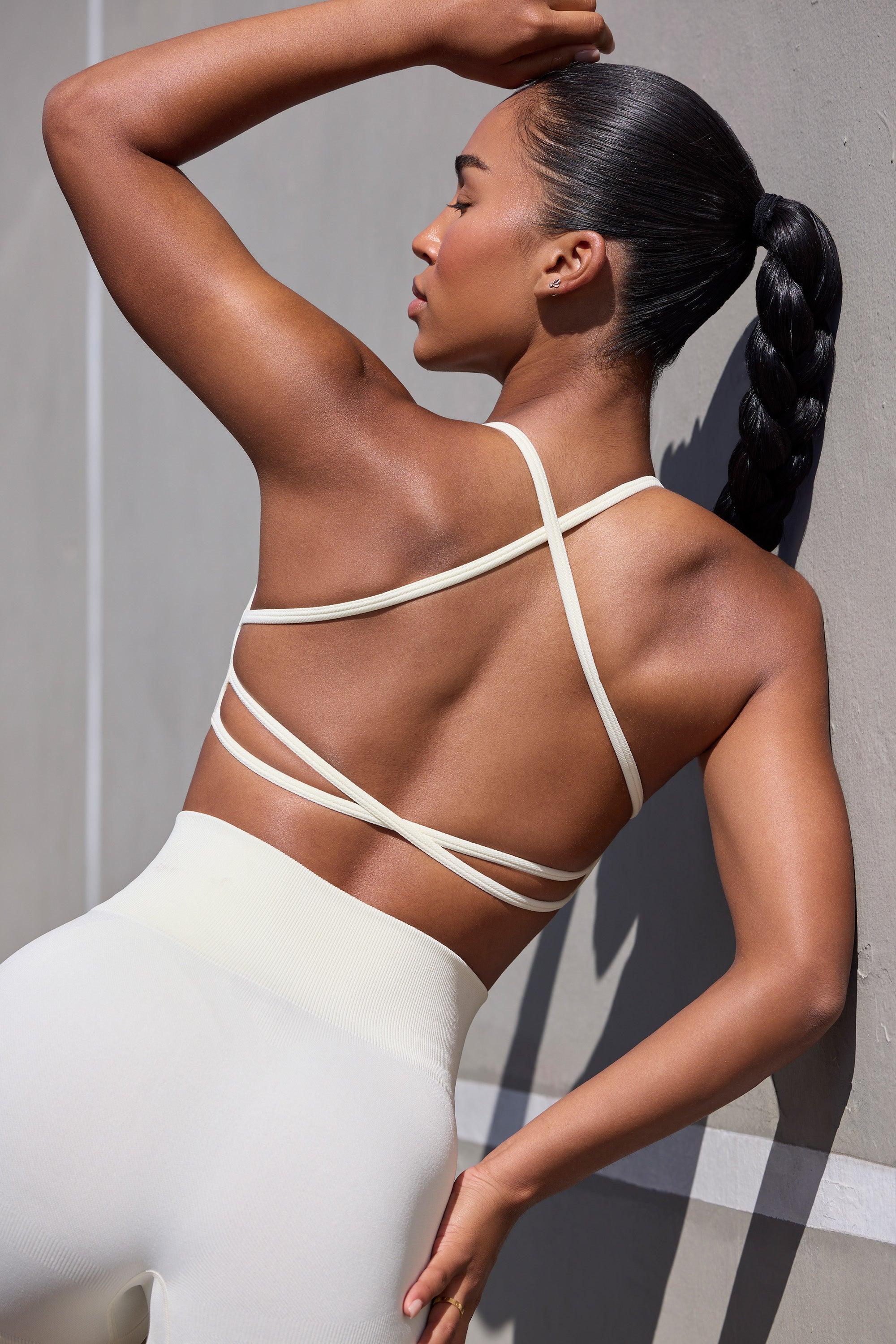 Super Sculpt Seamless Open Back Sports Bra in Eggshell Product Image