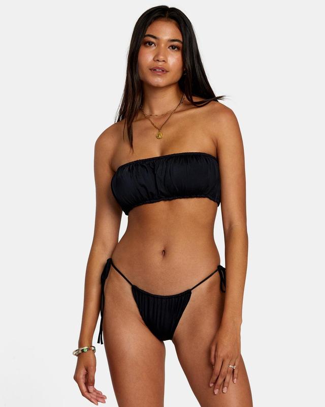 Solid 2-Way Bandeau Bikini Top - Black Product Image