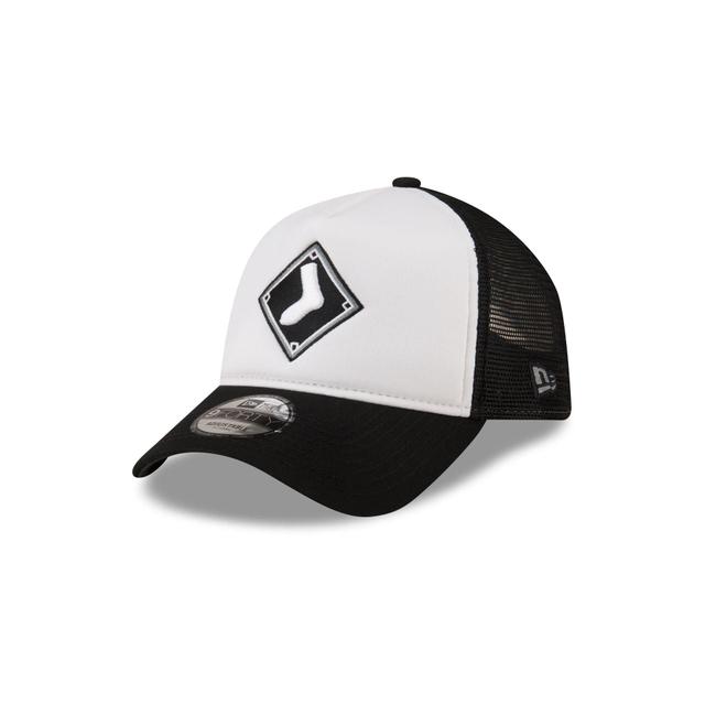 Chicago White Sox White Crown 9FORTY A-Frame Trucker Hat Male Product Image