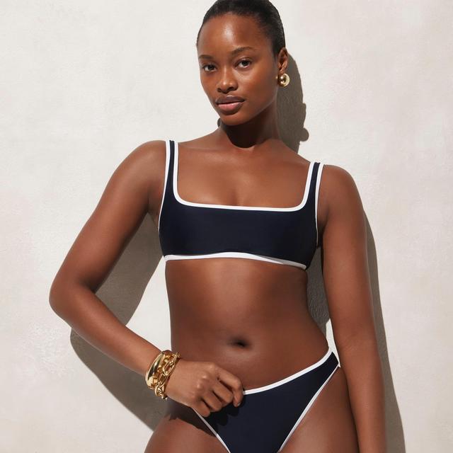 Squareneck bikini top with contrast trim Product Image