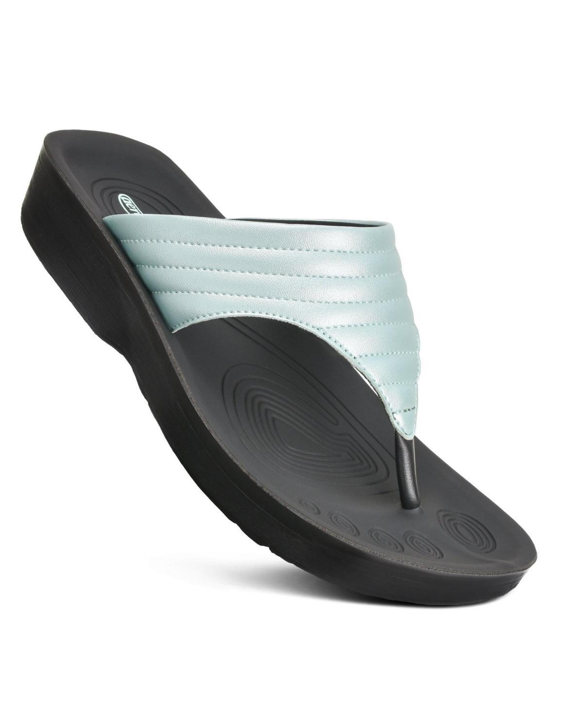 Aerothotic Mairin Womens Comfortable Thong Sandal Product Image