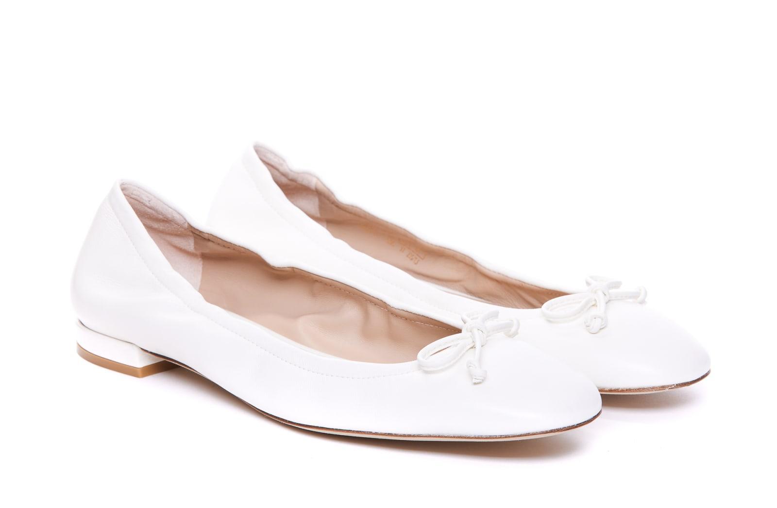 STUART WEITZMAN Flat Shoes In White Product Image