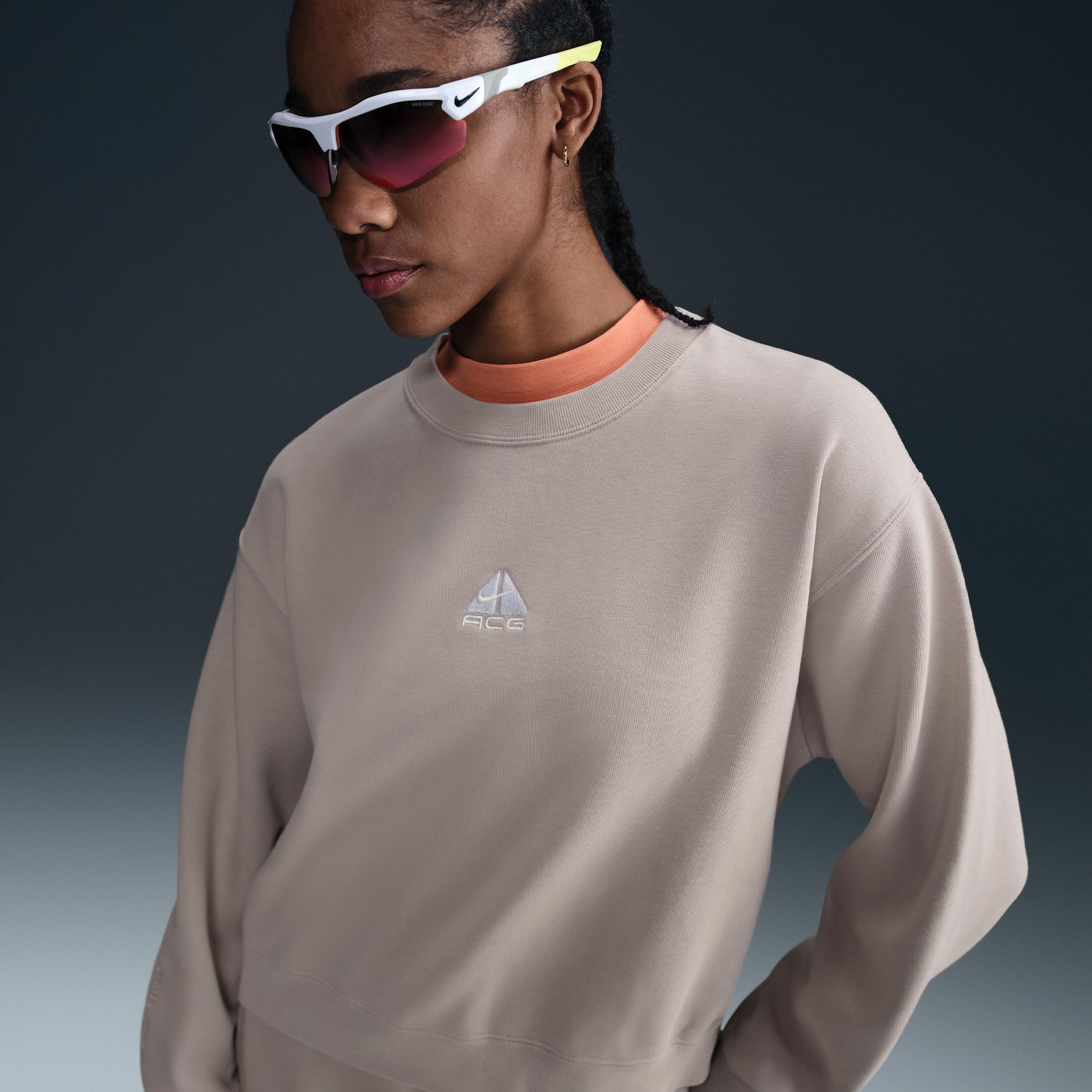 Women's Nike ACG "Tuff Fleece" Therma-FIT Repel Crew-Neck Sweatshirt Product Image