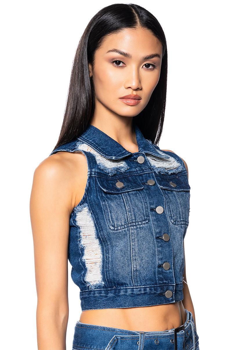 EVERYDAY FITTED DENIM VEST Product Image