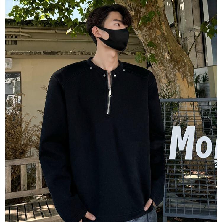 Long Sleeve Crew Neck Half Zip Plain T-Shirt Product Image