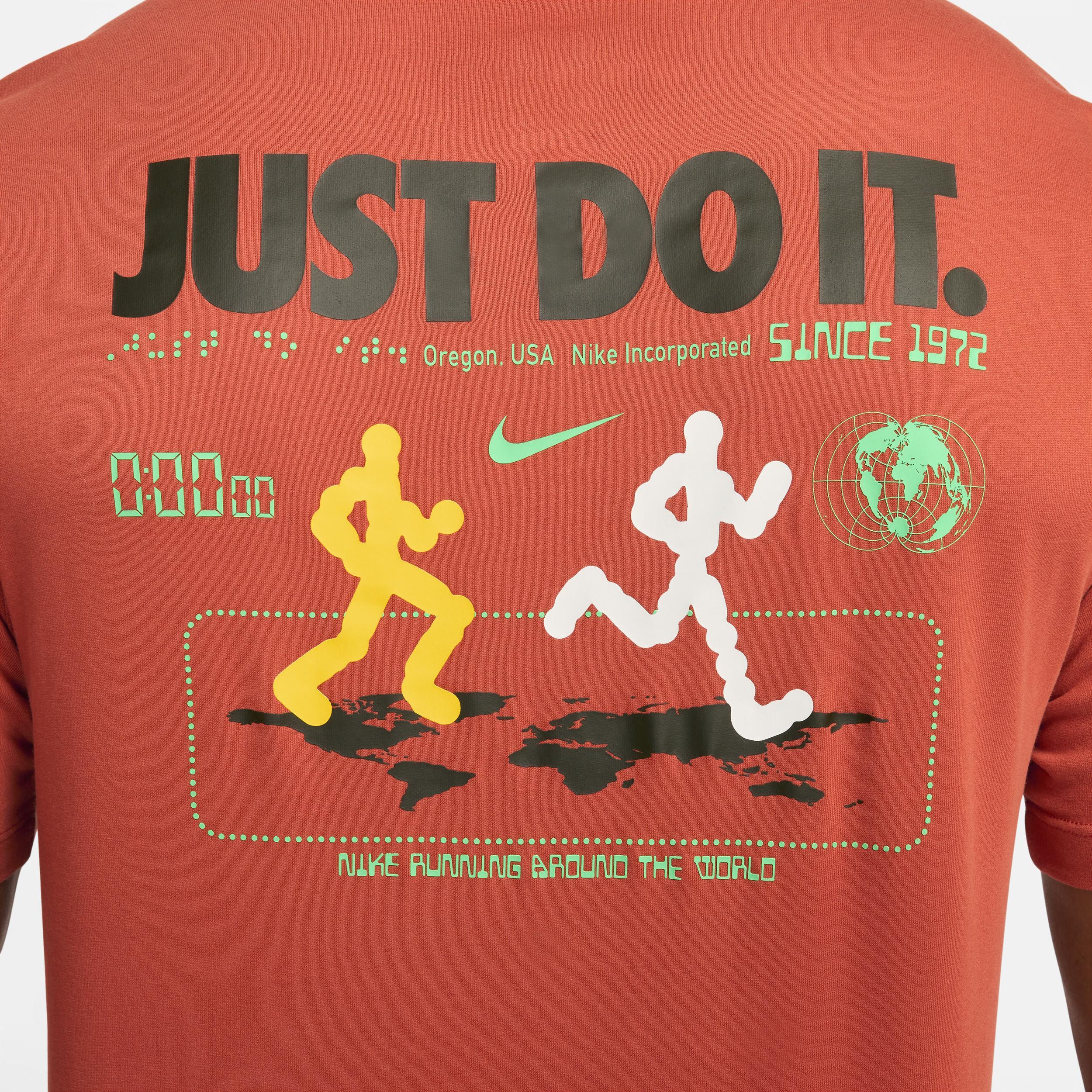 Nike Men's Dri-FIT Running T-Shirt Product Image