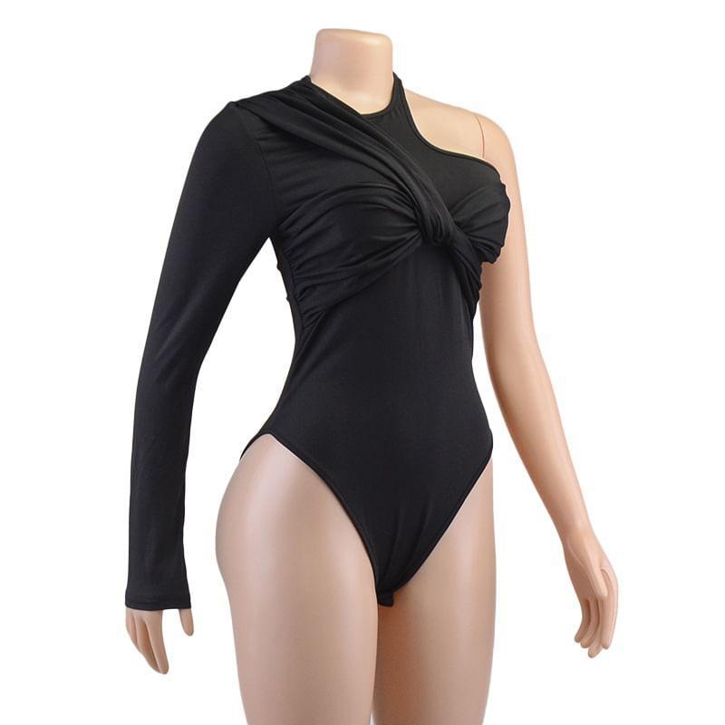 Long-Sleeve Cutout Asymmetrical Plain Bodysuit Top Product Image