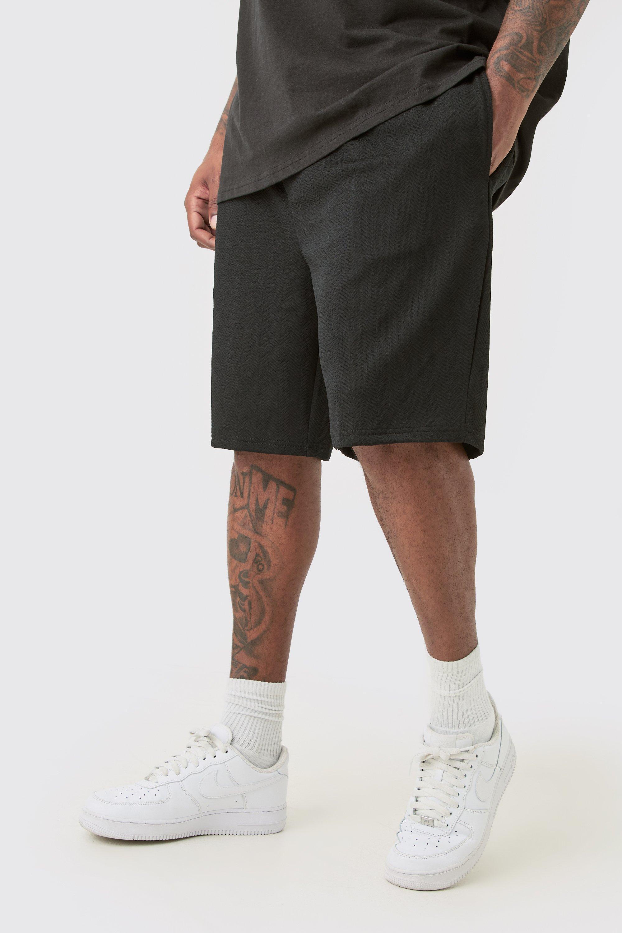 Plus Herringbone Detail Elasticated Waist Short In Black | boohooMAN USA Product Image