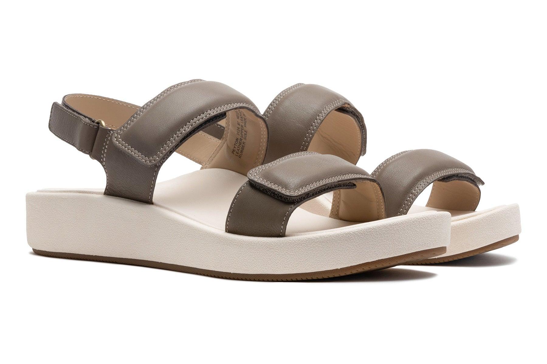 Paseo Sandal Female Product Image