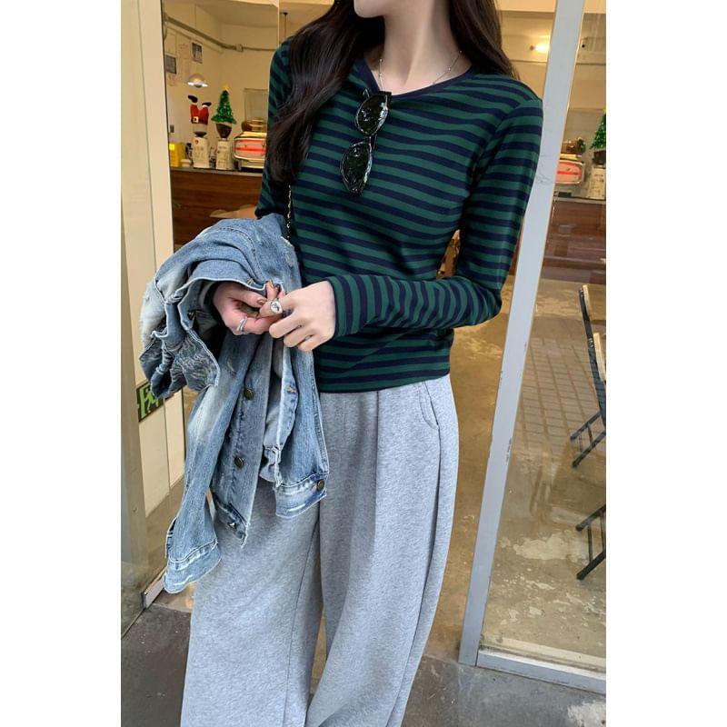 Long-Sleeve Crew Neck Striped Tee Product Image