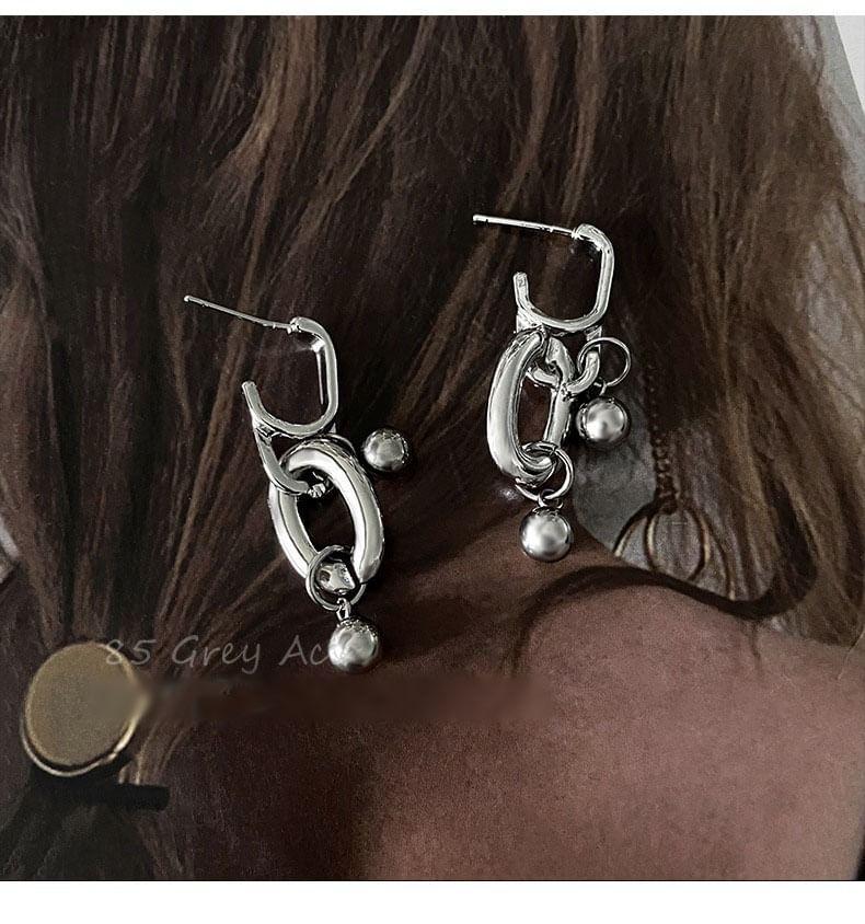 Metal Bead Drop Earring Product Image