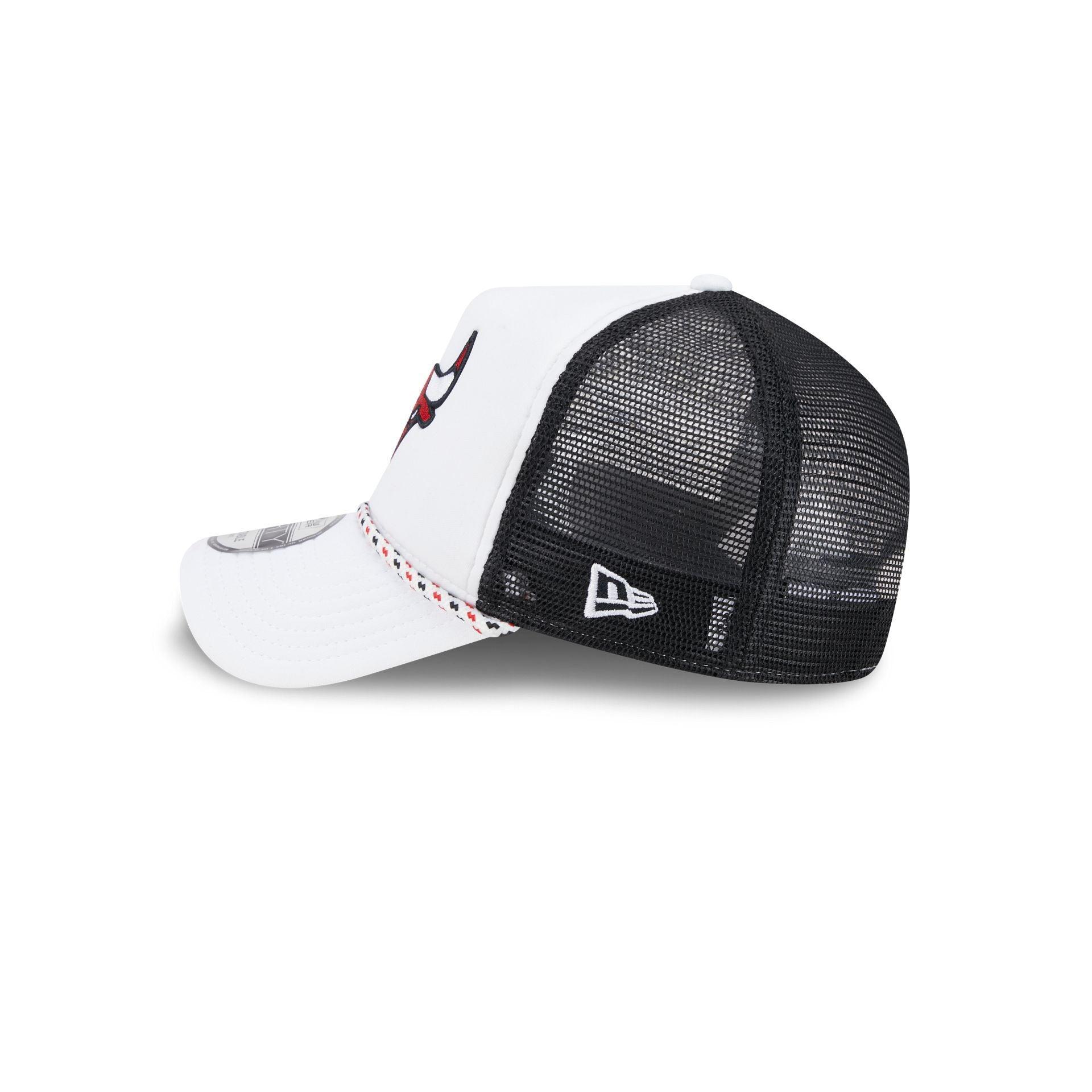 Chicago Bulls Court Sport 9FORTY A-Frame Trucker Hat Male Product Image