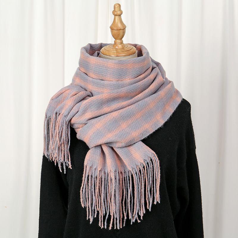 Plaid Fringed Trim Shawl Product Image