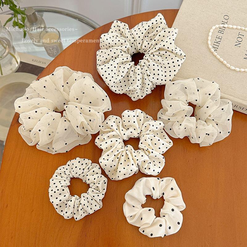 Polka Dot Scrunchie Product Image