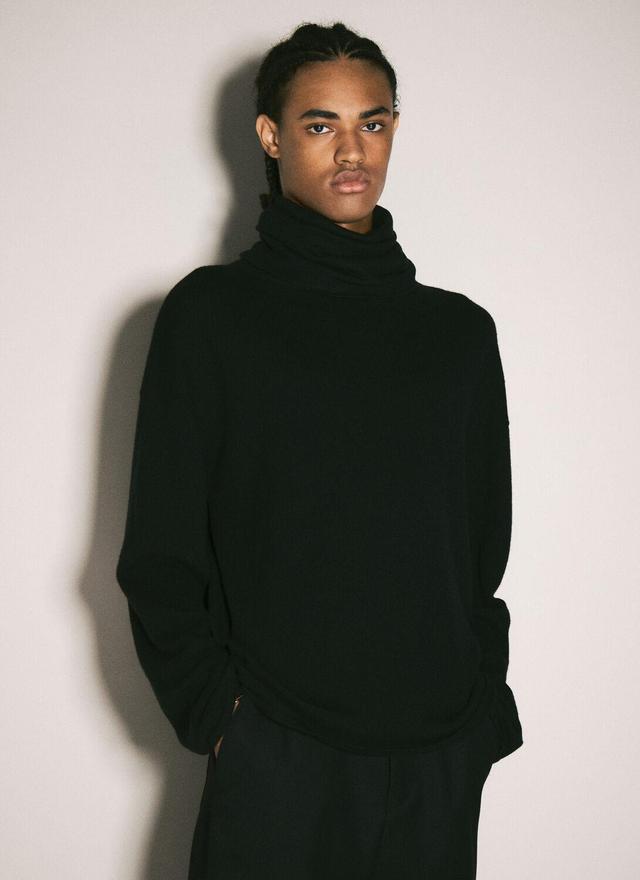 Turtleneck Sweater In Black Product Image