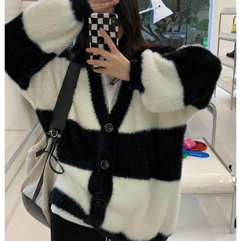 V-Neck Two Tone Fluffy Cardigan Product Image