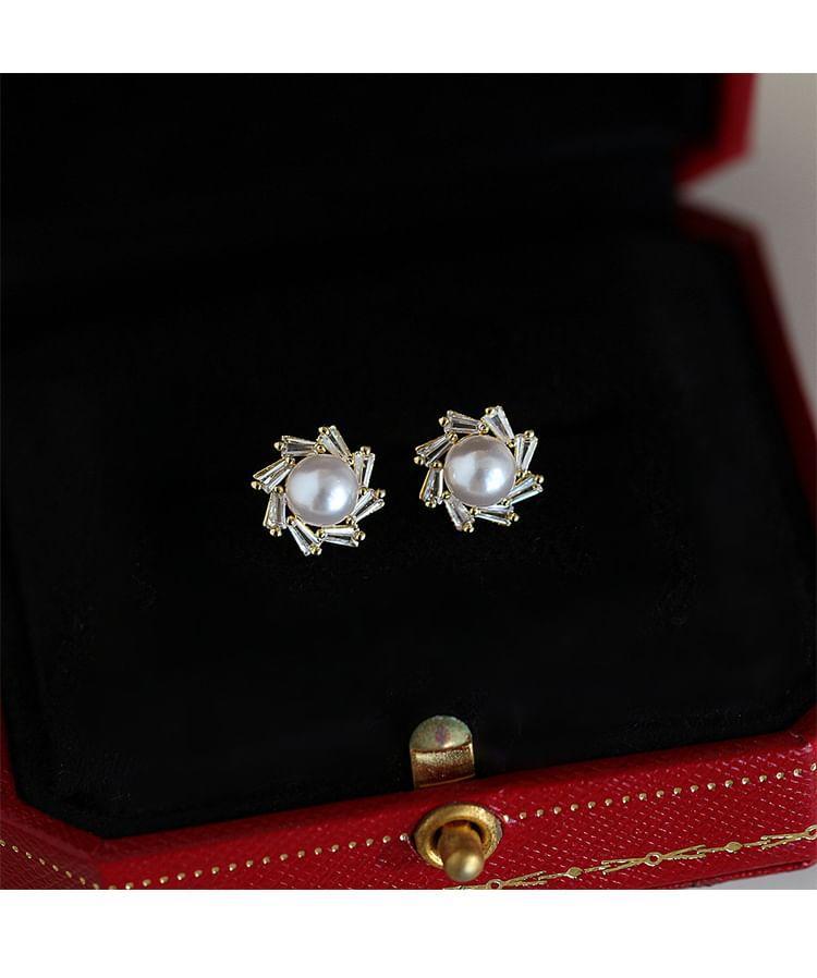 Faux Pearl Rhinestone Alloy Stud Earring Product Image