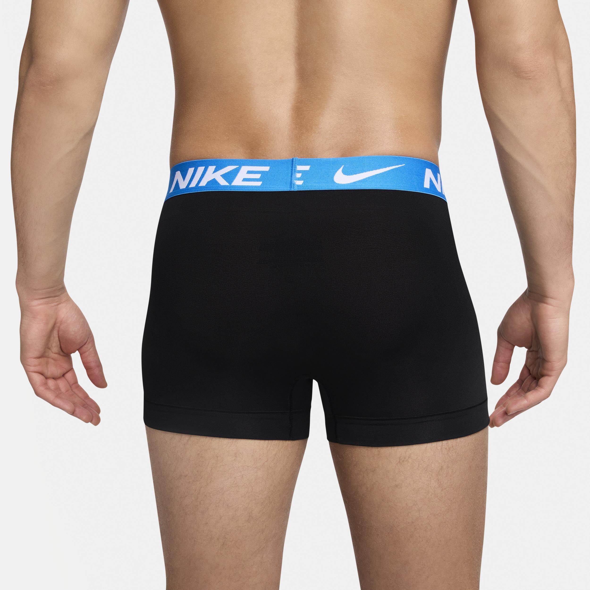 Nike Dri-FIT Essential Micro Men's Trunks (3-Pack) Product Image