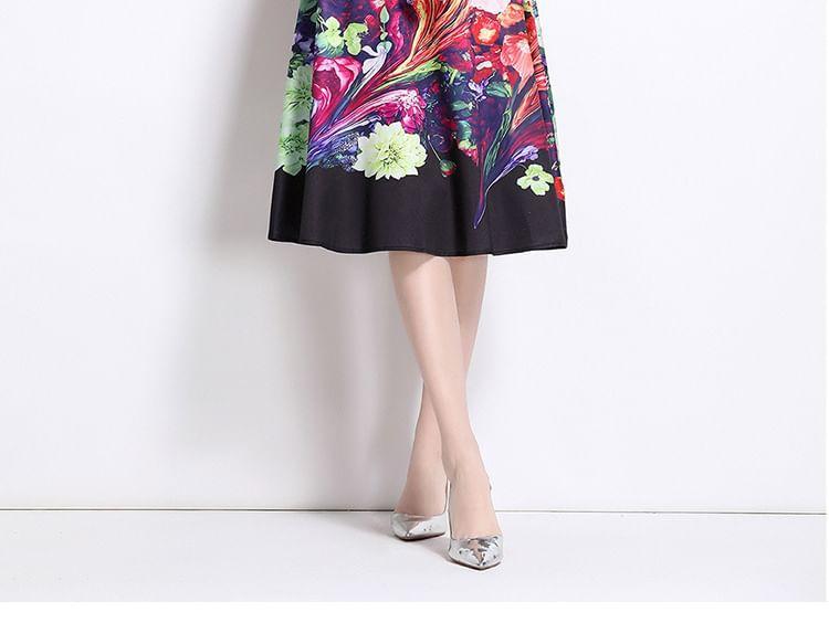 Sleeveless Round Neck Floral Print Midi A-Line Dress Product Image