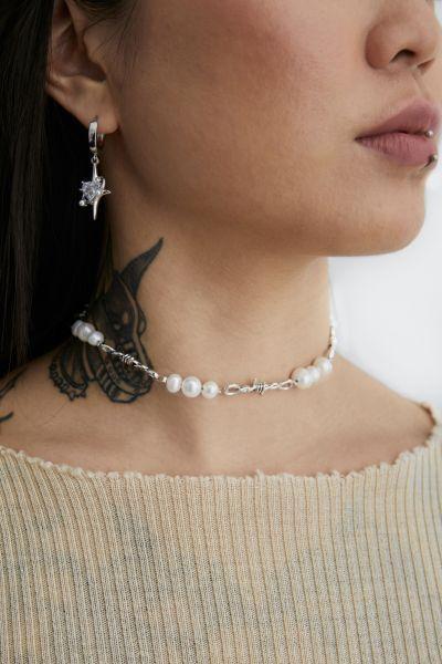 Velvet Luna Wire & Freshwater Pearl Choker Womens at Urban Outfitters Product Image