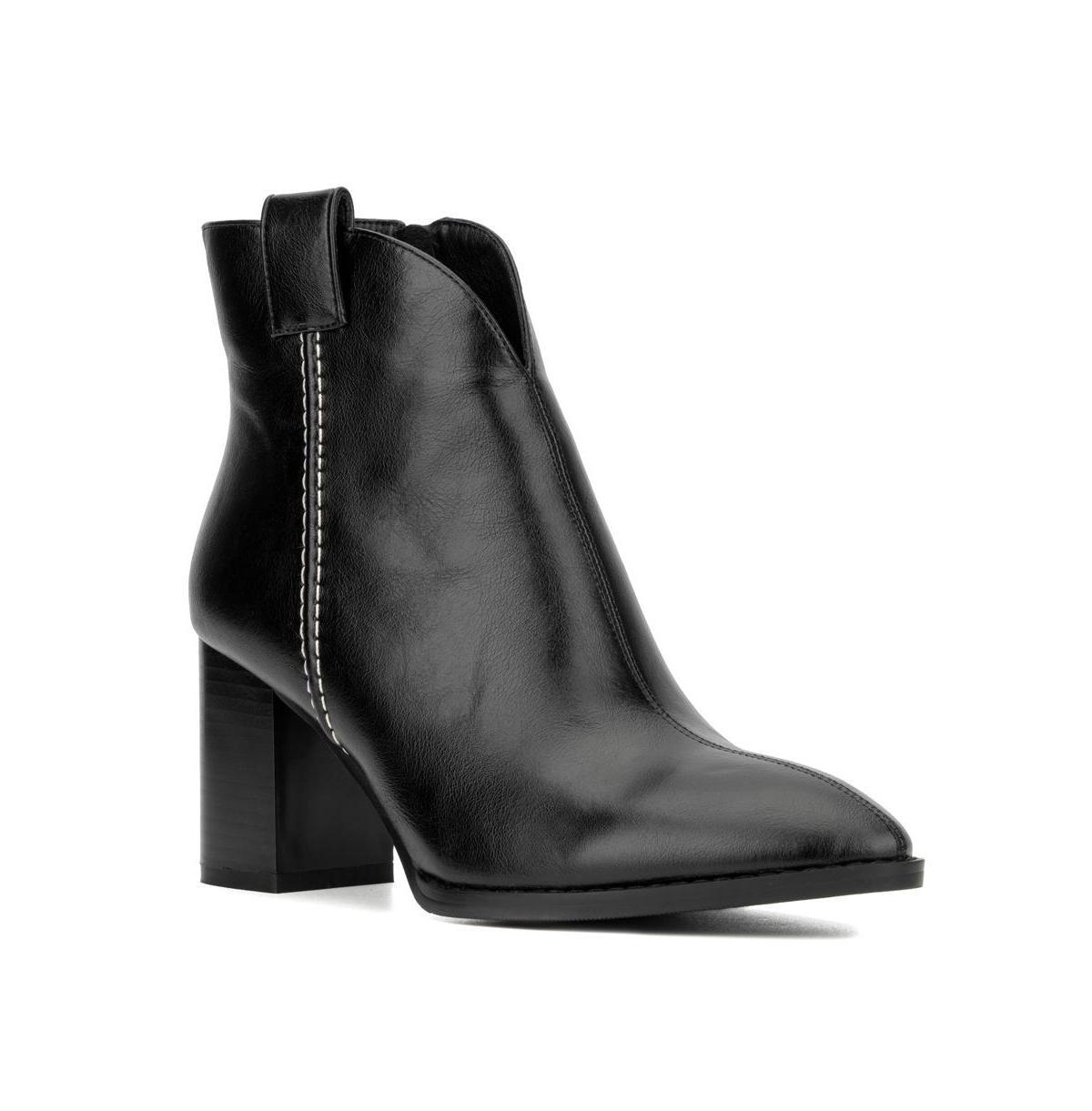 Torgeis Daralyn Womens Ankle Boots Product Image