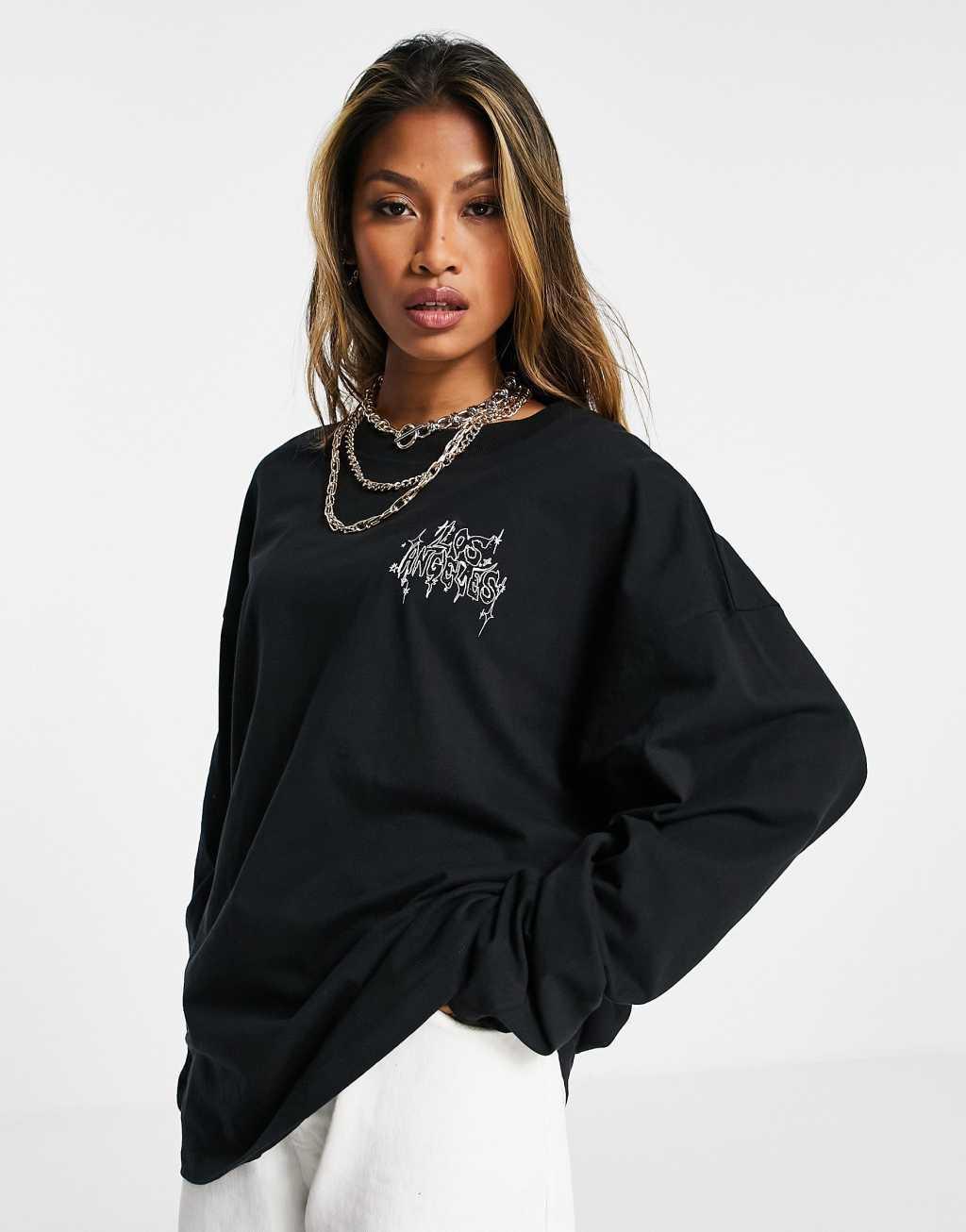 Topshop los angeles long sleeve skater tee in black Product Image