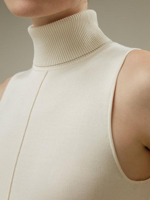 Silk Knitted Turtleneck Sleeveless Top Product Image