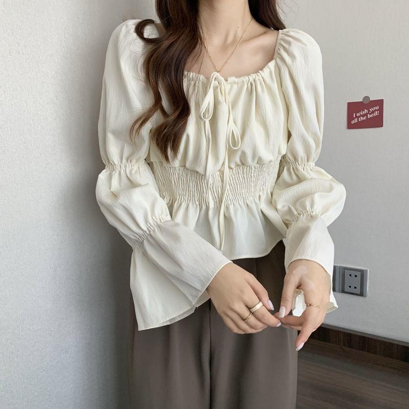 Puff-Sleeve Plain Bow Peplum Blouse Product Image