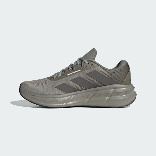 Questar 3 Running Shoes Product Image