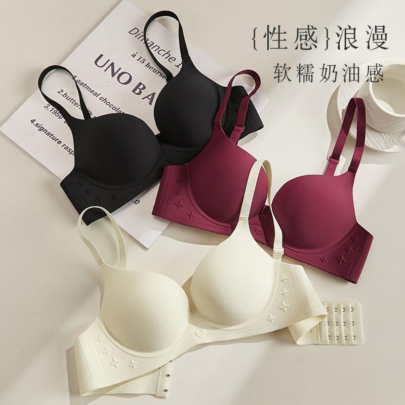 Plain Wireless Bra Product Image