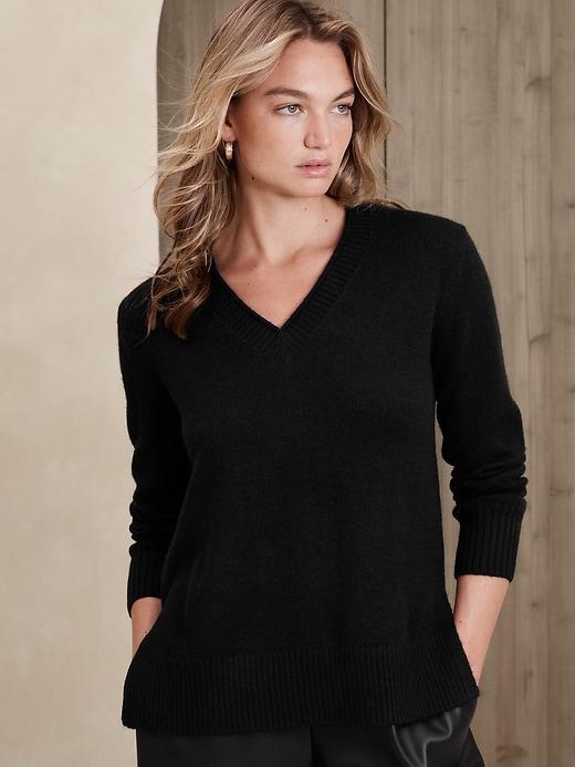 Essential V-Neck Sweater product image