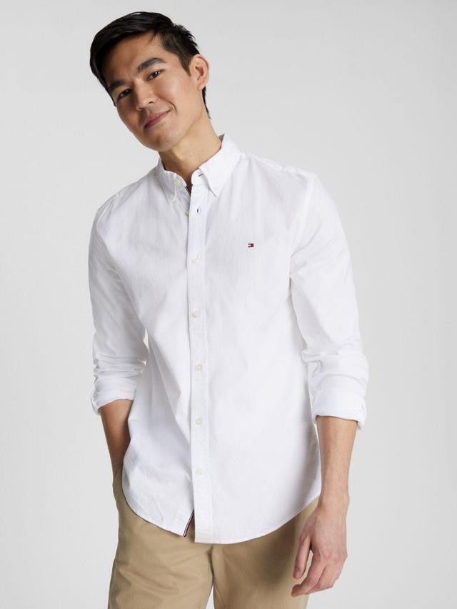 Tommy Hilfiger Men's Regular Fit Solid Stretch Oxford Shirt Product Image