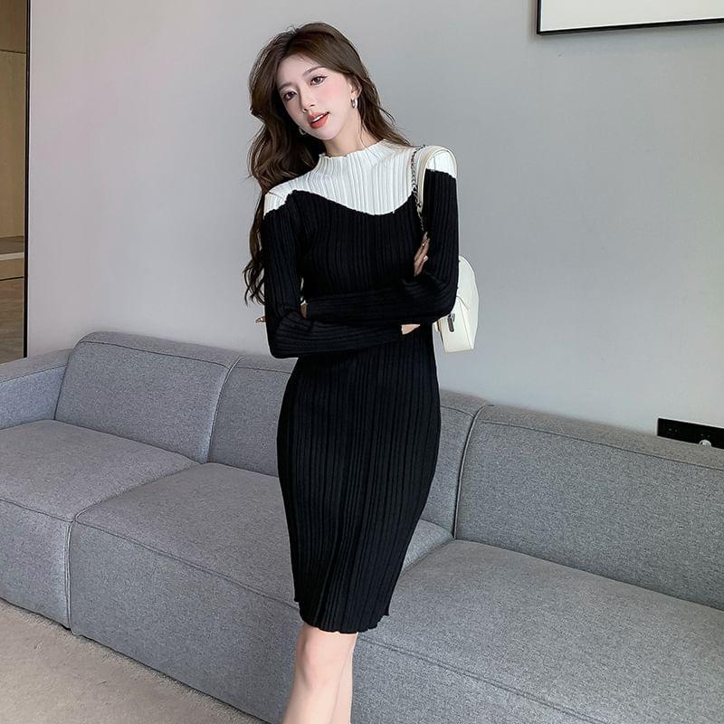 Long-Sleeve Mock Neck Two Tone Knit Sheath Dress Product Image