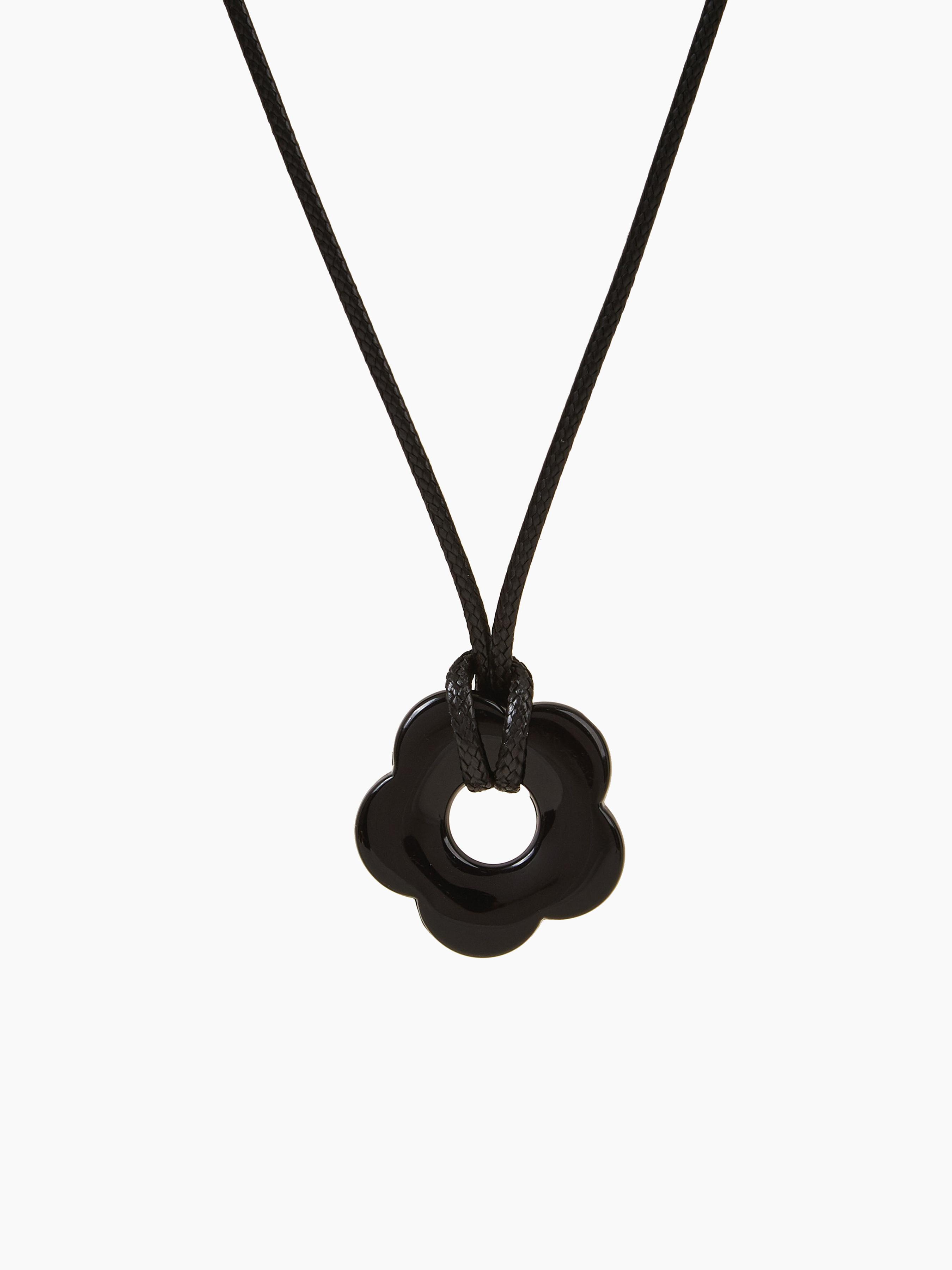 FLORAL PENDANT NECKLACE Product Image