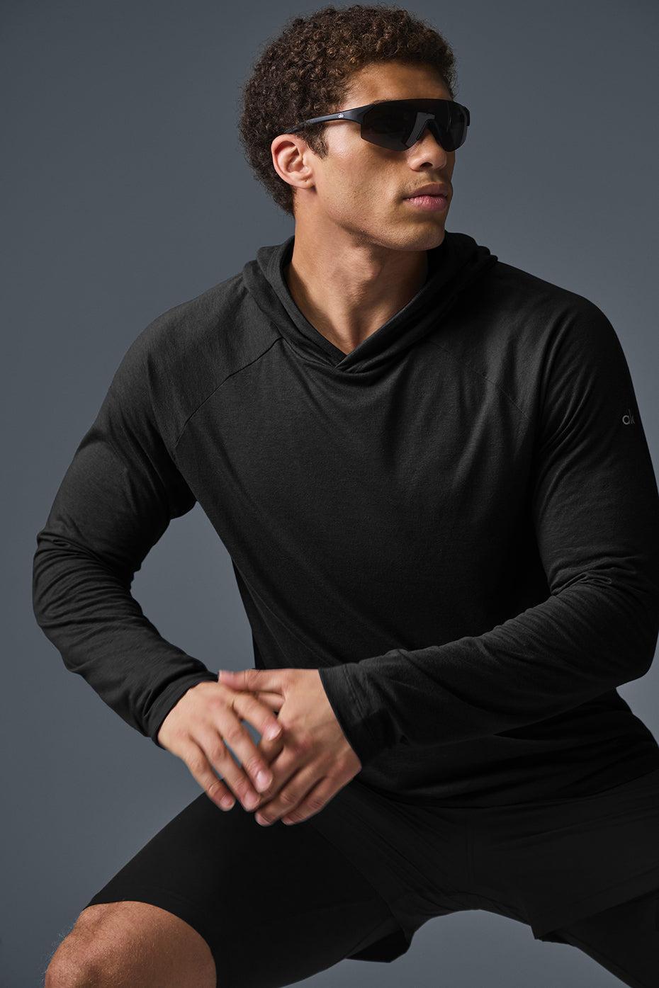 Core Hooded Runner - Black Product Image