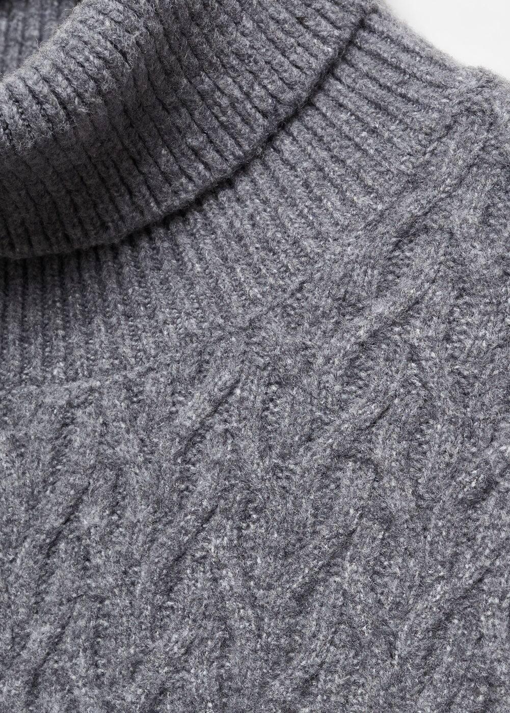 Braided turtleneck sweater - Men | MANGO USA Product Image