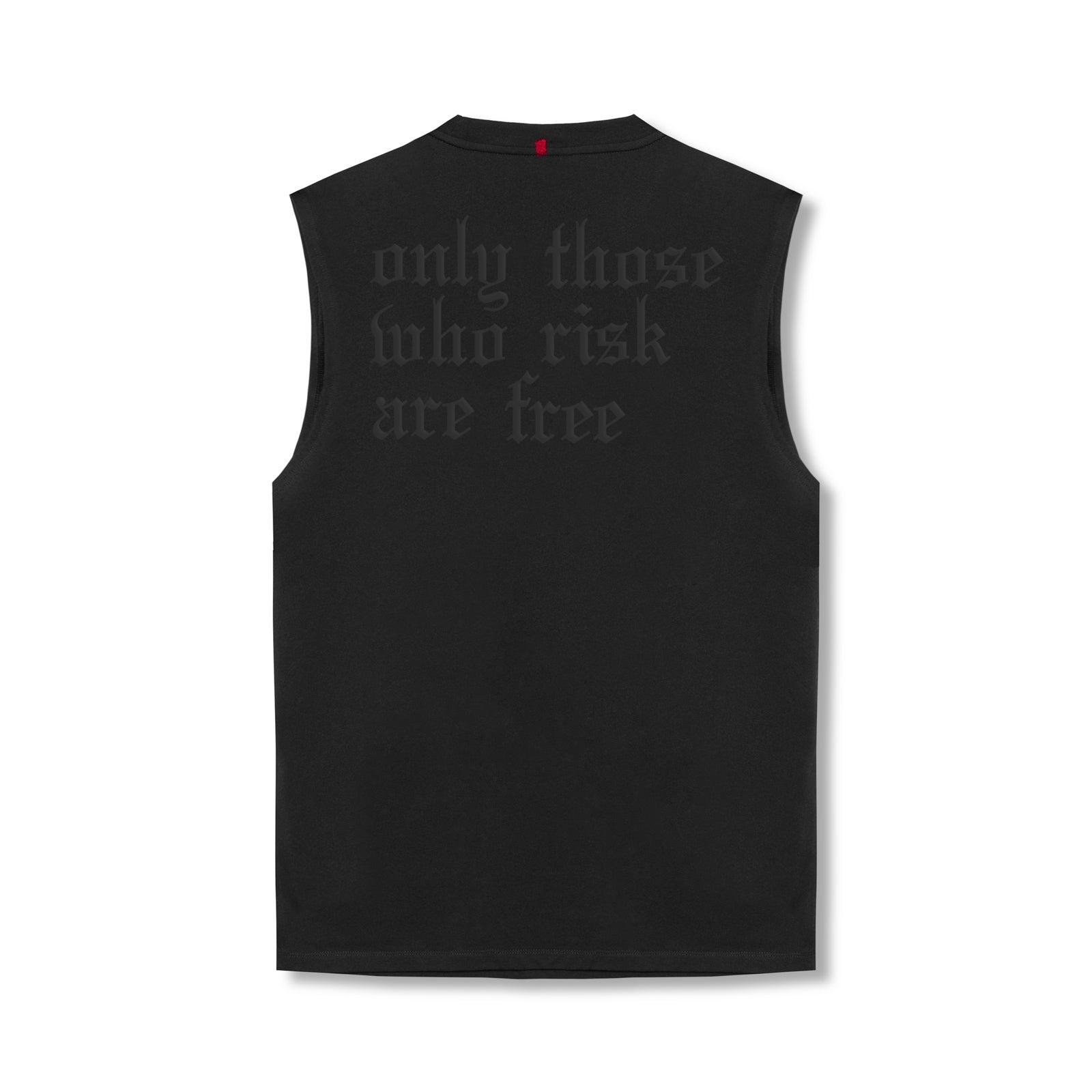 0807. Tech Essential™ Relaxed Cutoff - Black/Black "Brush Wings/ASRV" Product Image