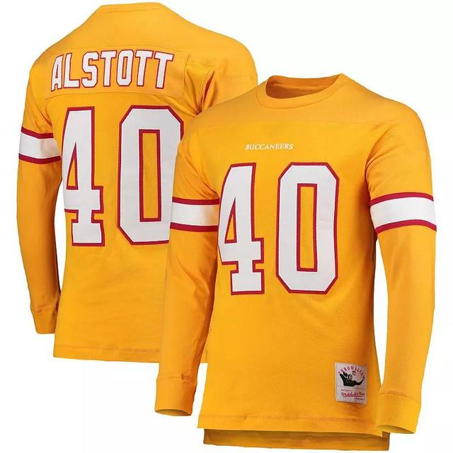 Mens Mitchell & Ness Mike Alstott Tampa Bay Buccaneers 2002 Retired Player Name & Number Long Sleeve T-Shirt Product Image