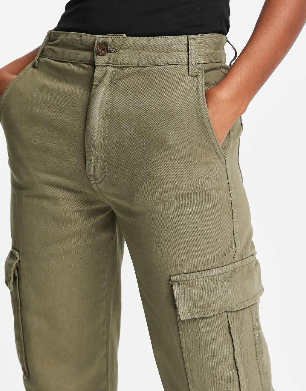 Stradivarius STR straight leg cargo pants in khaki Product Image