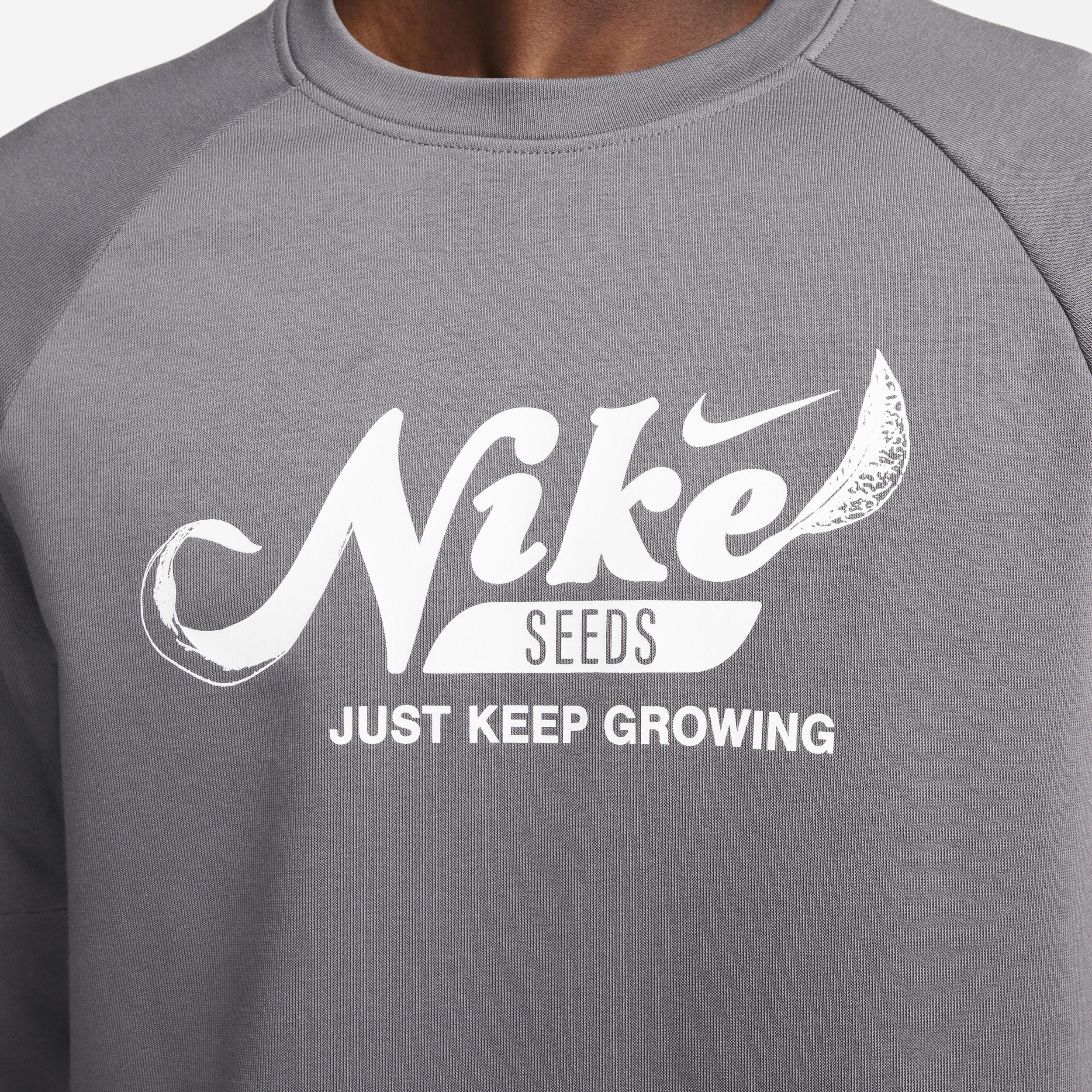 Nike Men's Dri-FIT Fleece Fitness Crew-Neck Top Product Image