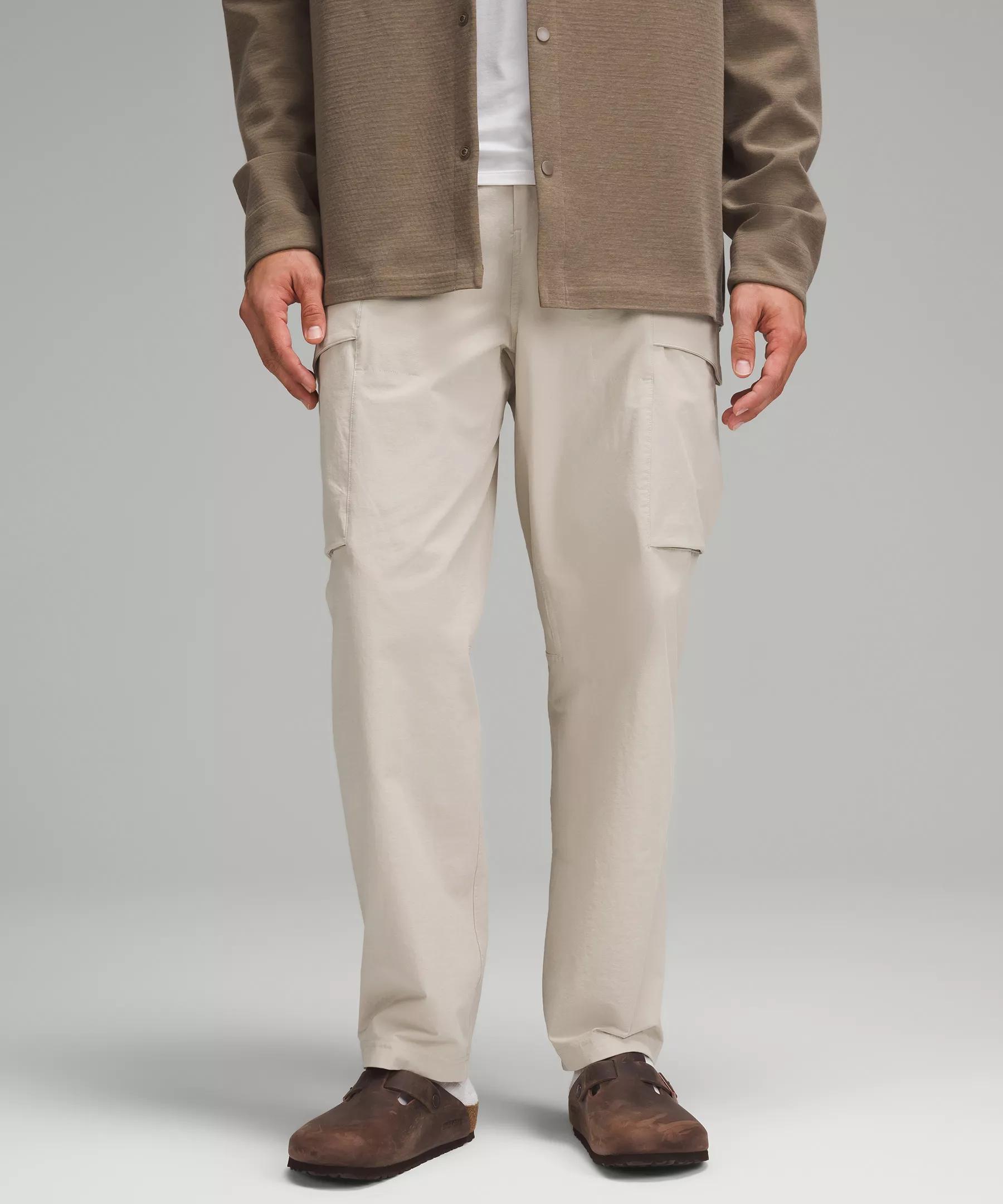 Stretch Cotton VersaTwill Relaxed-Fit Cargo Pant Product Image