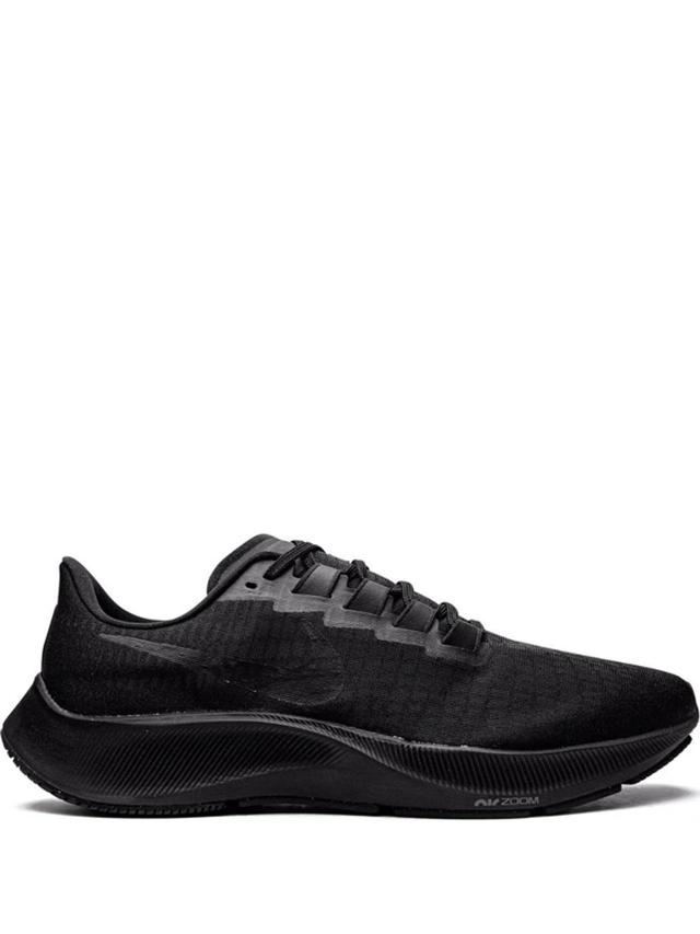 Air Zoom Pegasus 37 Sneakers In Black Product Image