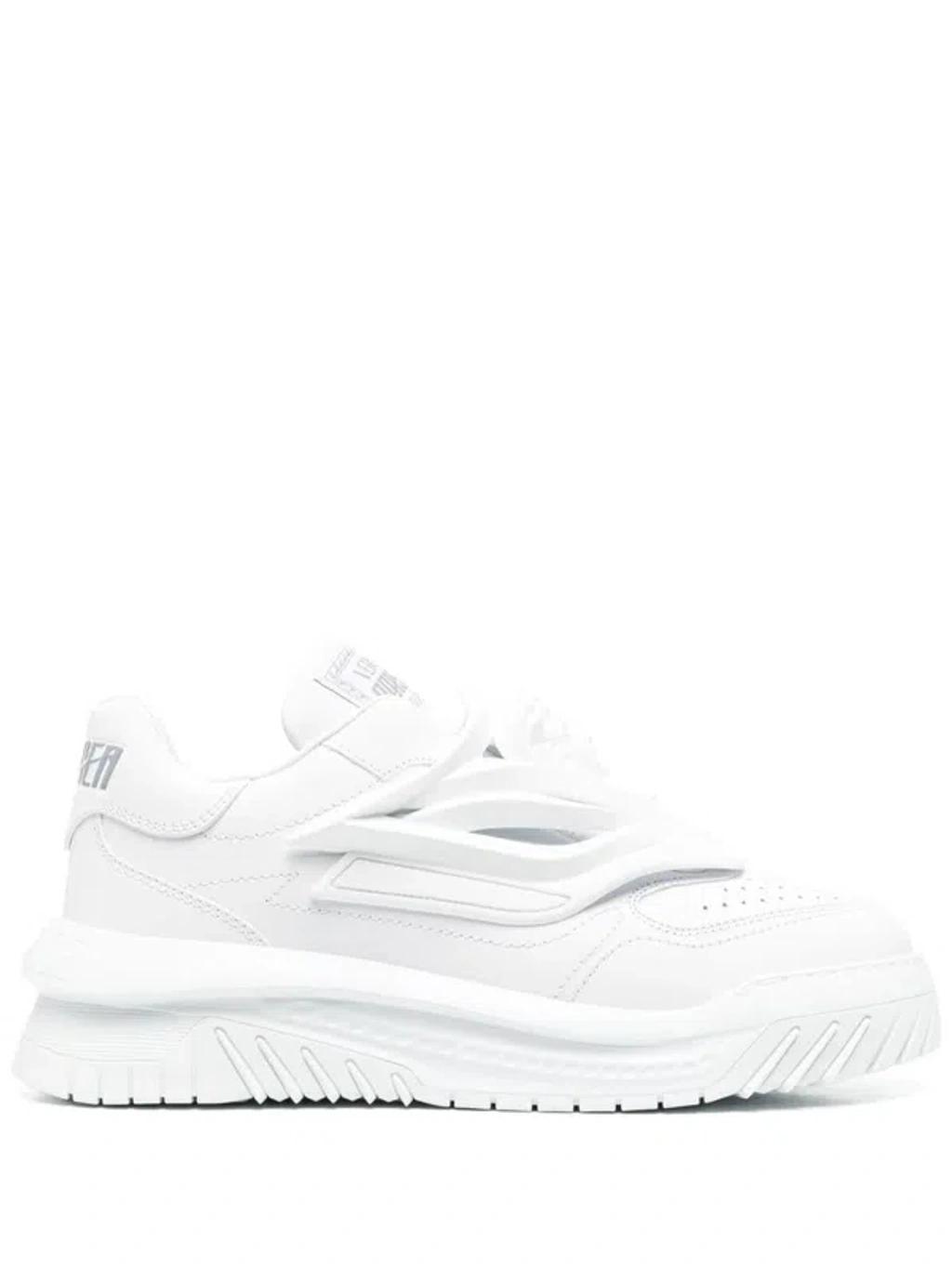 Sneakers In White Product Image