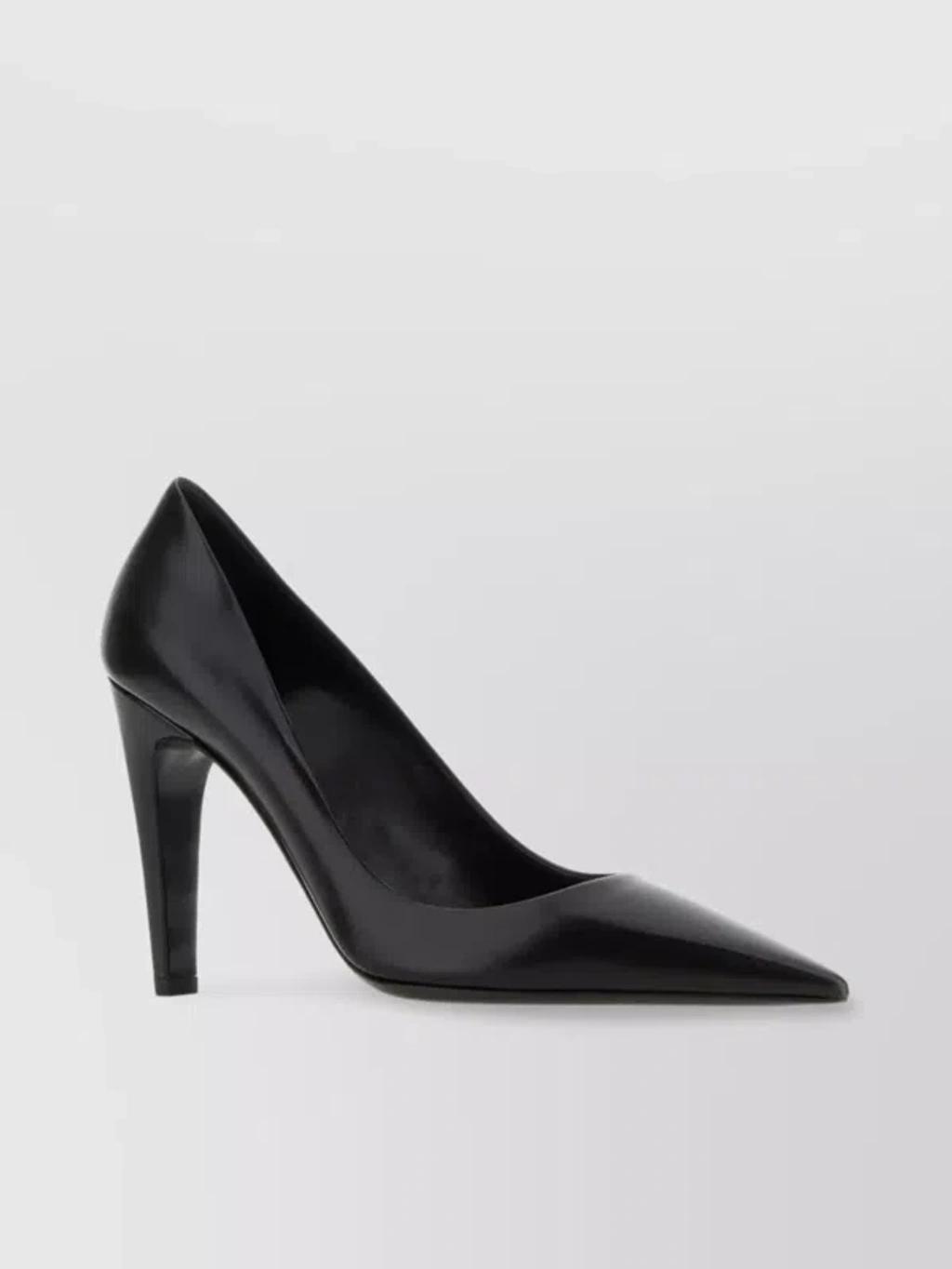 Leather Pumps With Italian Heel And Pointed Toe product image