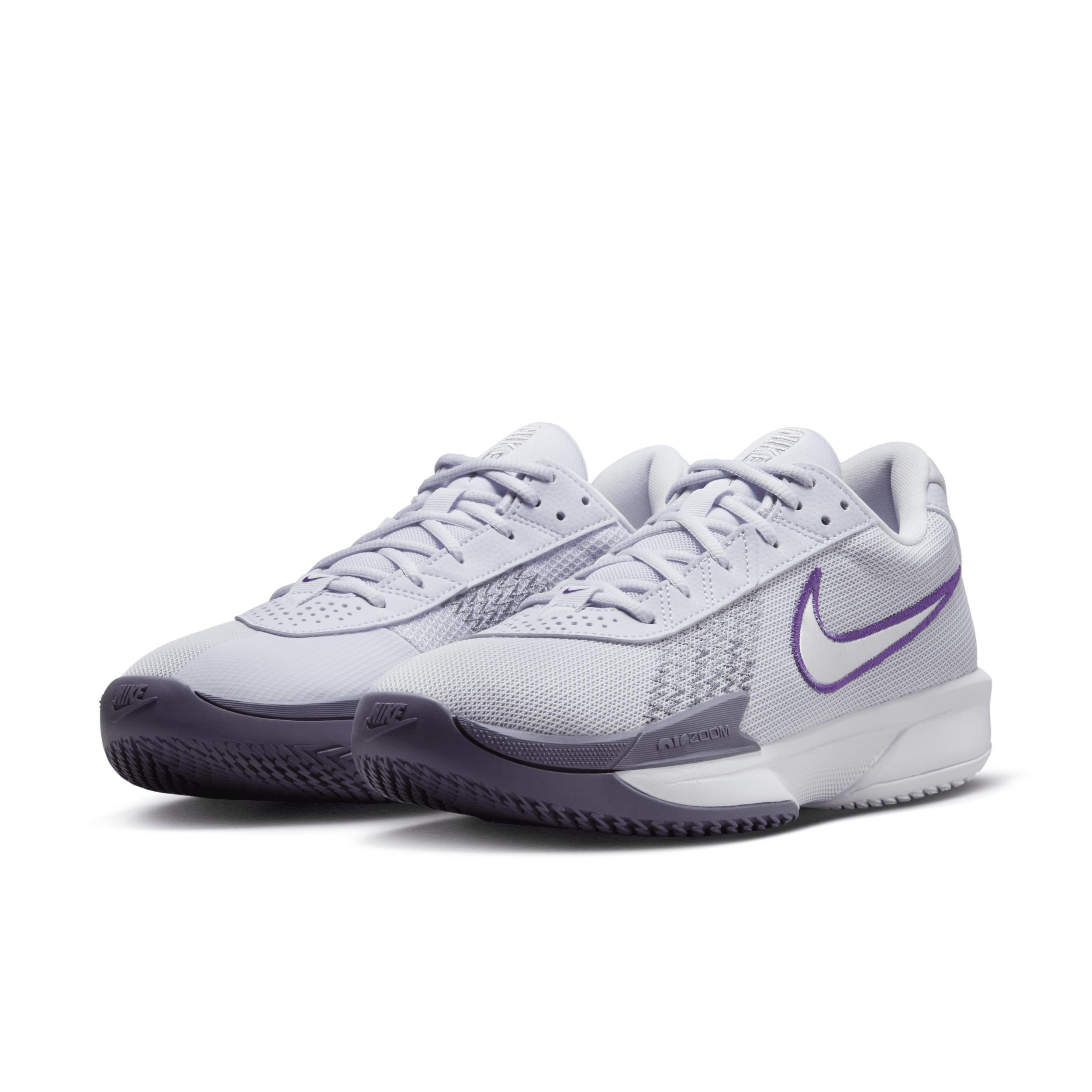 Nike G.T. Cut Academy Women's Basketball Shoes Product Image