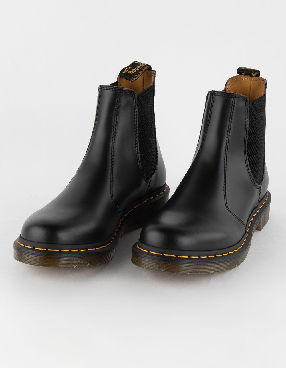 DR. MARTENS 2976 Chelsea Womens Boots Product Image