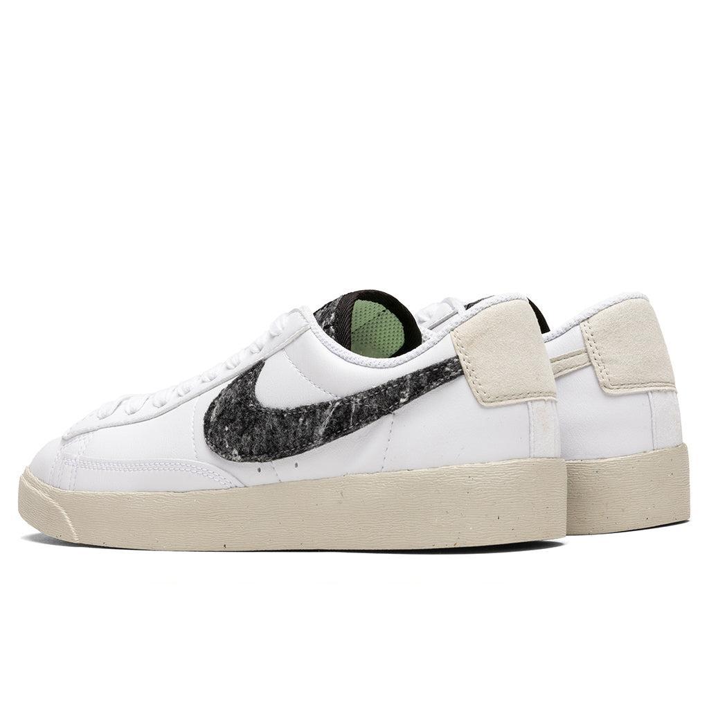 Women's Blazer Low SE - White/Black/Light Bone Female Product Image