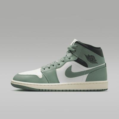 Womens Air Jordan 1 Mid Shoes Product Image