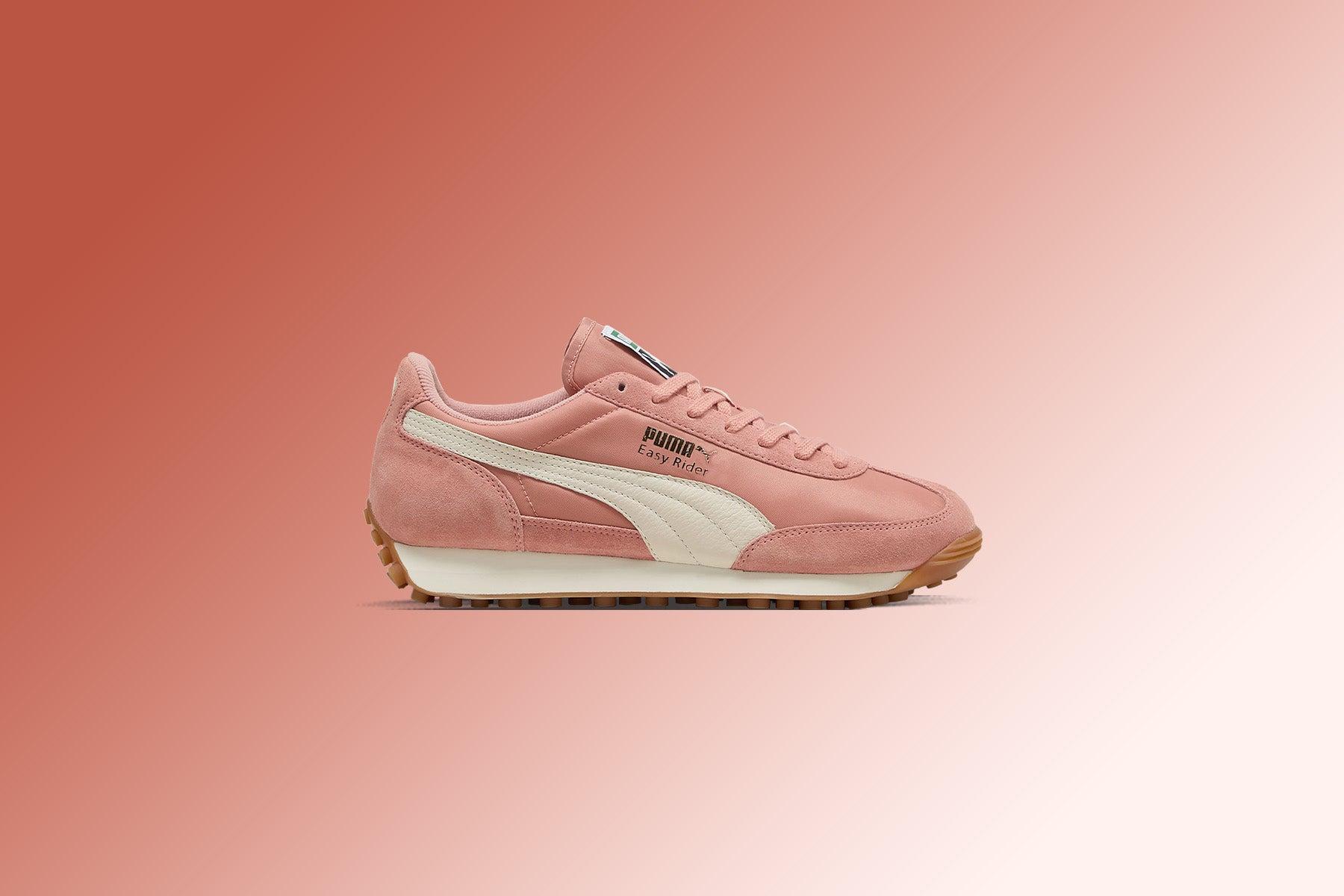 Women's Easy Rider Vintage - Deeva Peach/Alpine Snow/Puma Gold Female Product Image